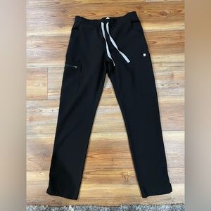 Figs Black Women’s Yolas XS